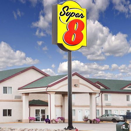 Super 8 By Wyndham Kindersley Zewnętrze zdjęcie