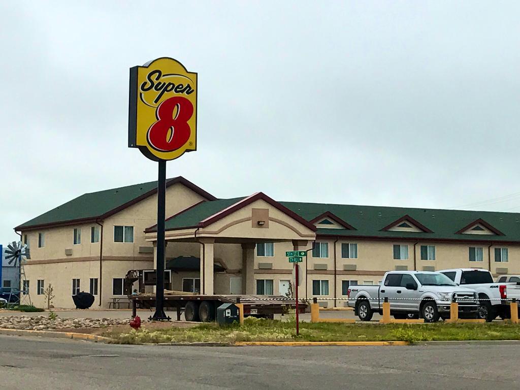 Super 8 By Wyndham Kindersley Zewnętrze zdjęcie